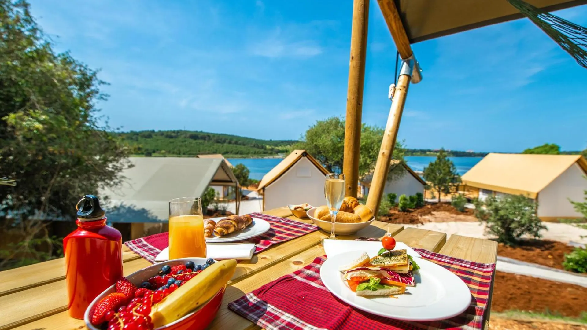 Arena One 99 Glamping Hotel Pomer Feriepark