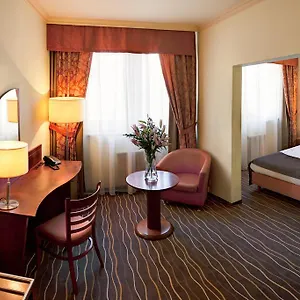 luxury-family-hotel-bila-labut.praguehotelsweb.com/