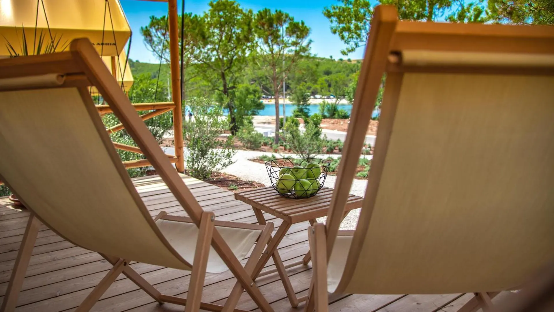Arena One 99 Glamping Hotel Pomer