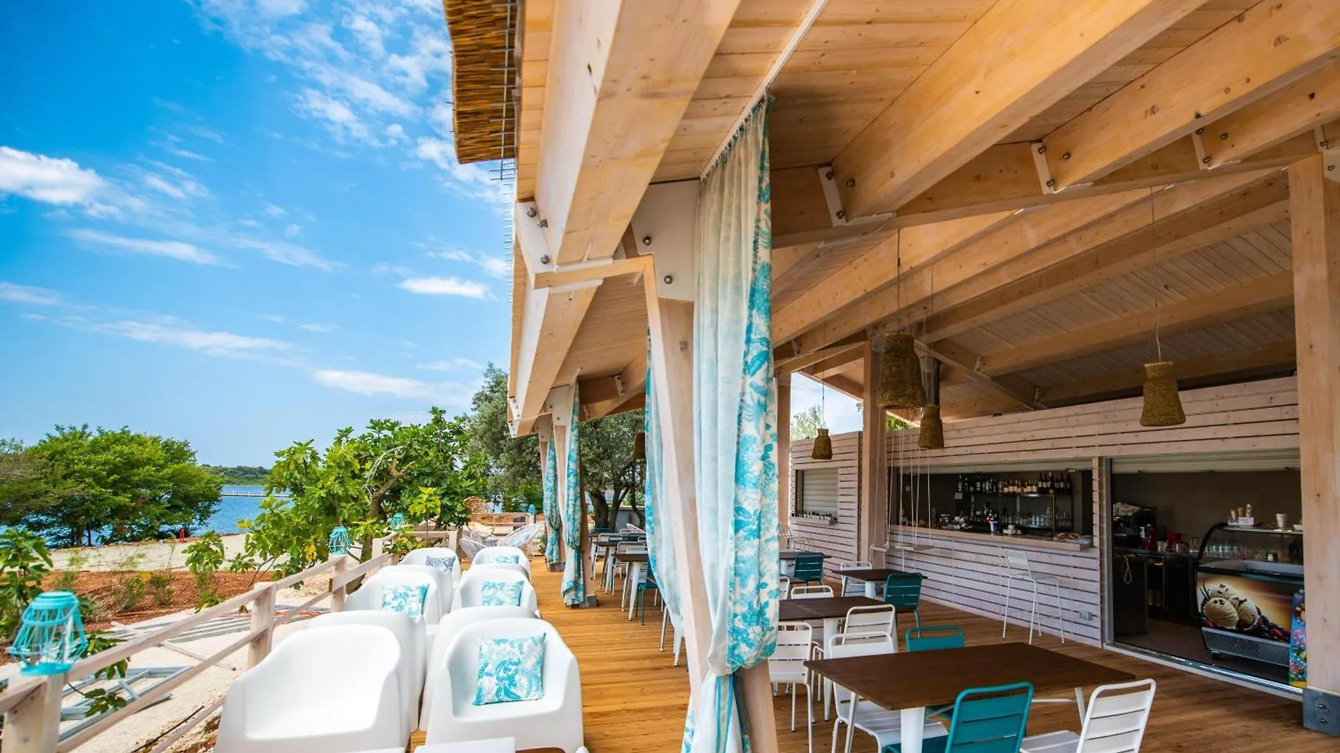 Arena One 99 Glamping Hotel Pomer Holiday park