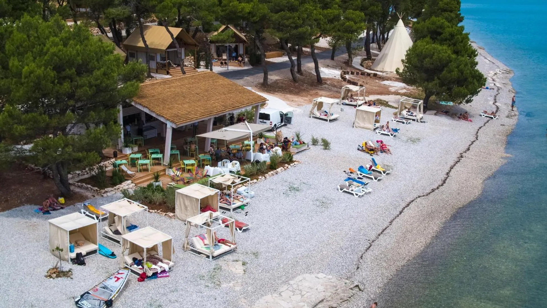 Aldeamento Turístico Arena One 99 Glamping Hotel Pomer