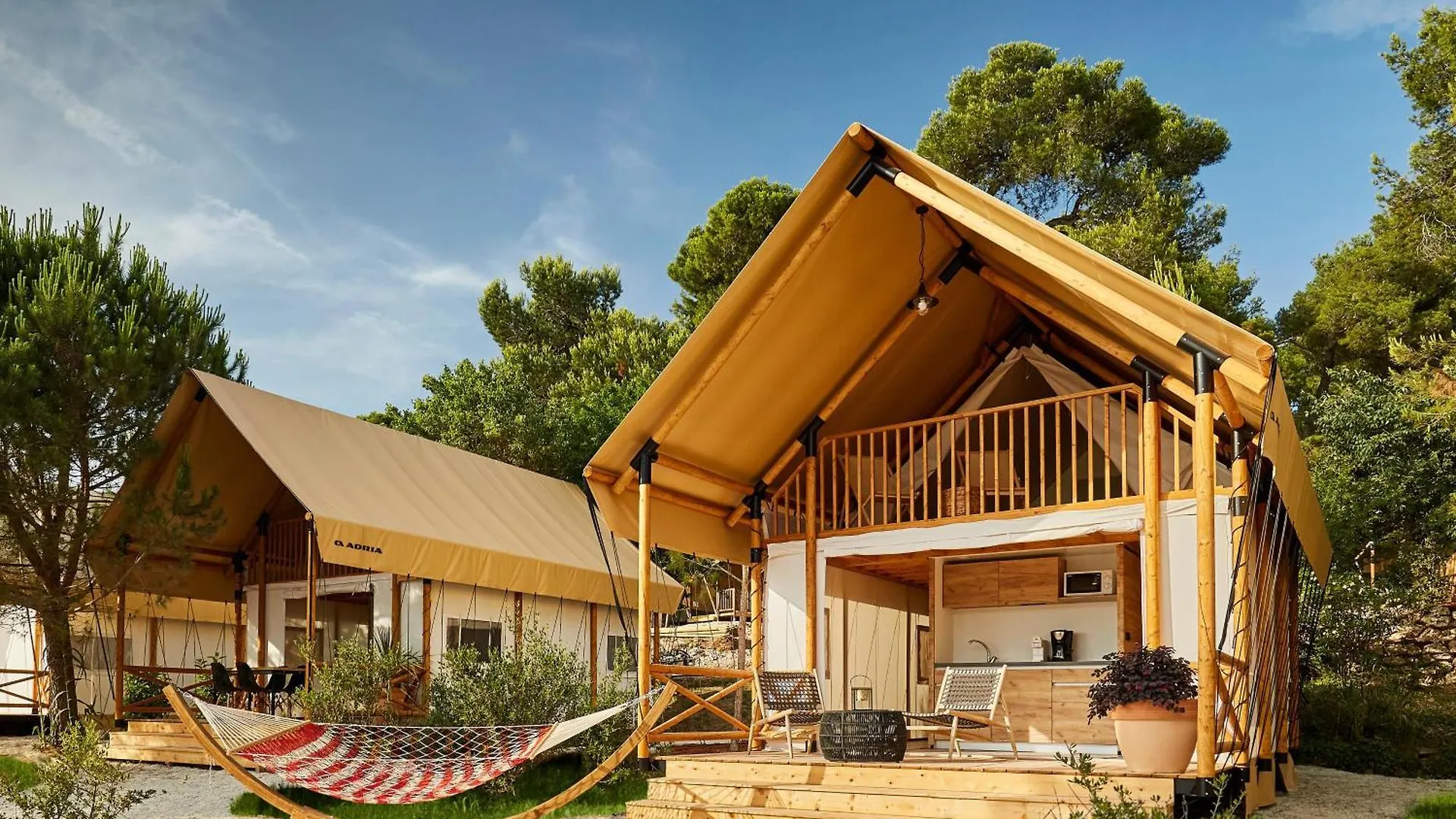 Holiday park Arena One 99 Glamping Hotel Pomer