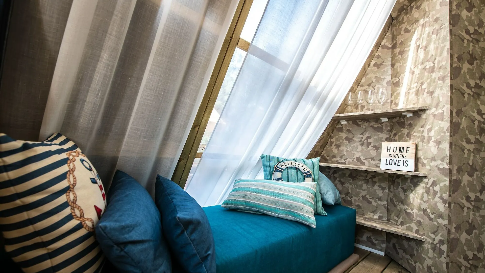 Arena One 99 Glamping Hotel Pomer Holiday park